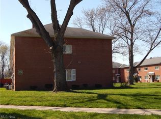 4936 Caroline Dr APT 34, Warrensville Heights, OH 44128