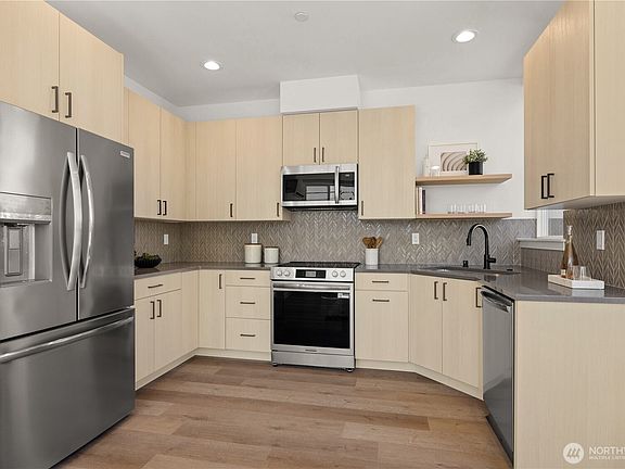 5th image of 2230 B NW 60th Street
