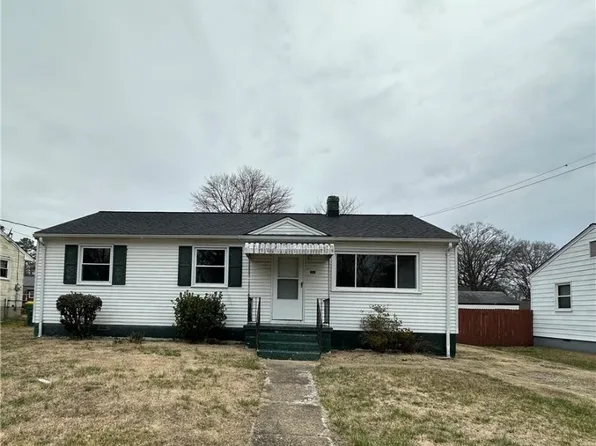 2903 Clingman St, Hopewell, VA 23860