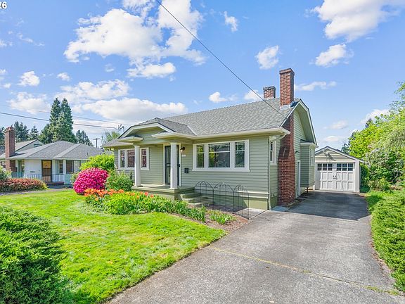 3rd image of 2621 SE 81st Ave