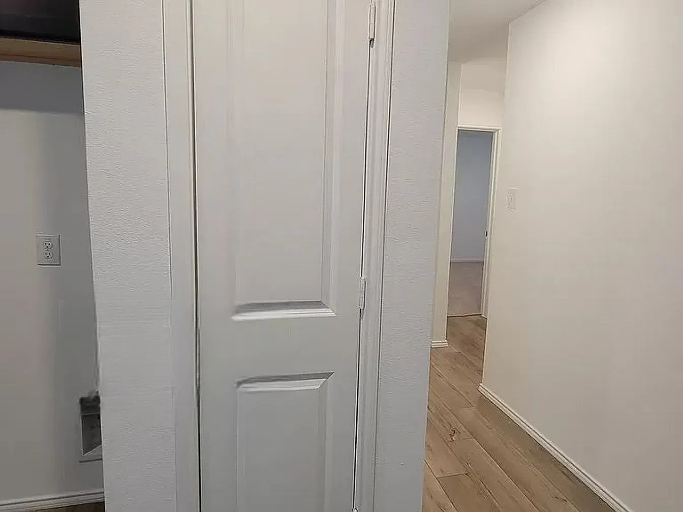 3 bed, 1500 sqft, $2,300 — Photo 3