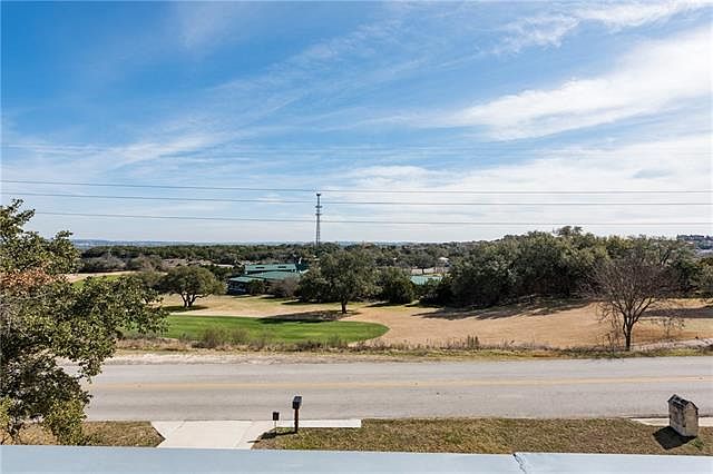2nd image of 209 Golf Crest Ln