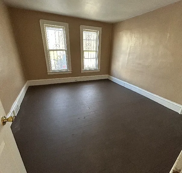908 Hawley Ave #1 — Photo 5