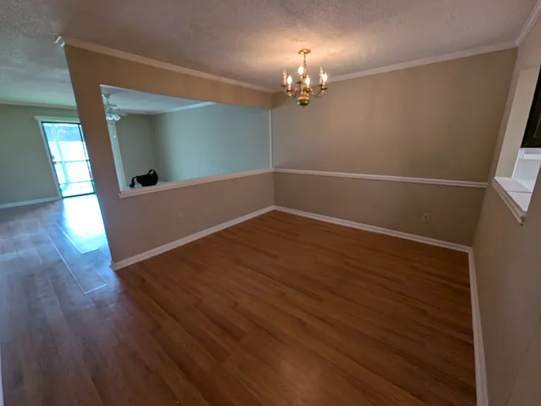 2505 W Broad St #326 — Photo 5