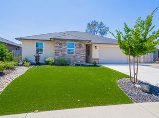 1366 Bonhurst Dr, Redding, CA 96003