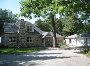 4527 Sherwood Point Rd, Sturgeon Bay, WI 54235