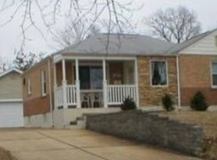 2862 Chadwick Dr, Saint Louis, MO 63121