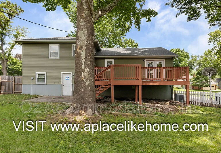 9514 Glenwood St — Photo 37