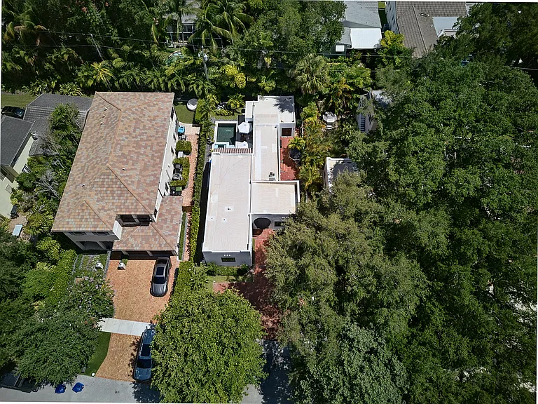 1010 N Rio Vista Blvd — Photo 36