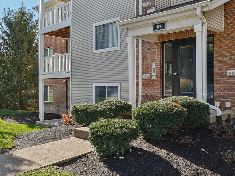 Fox Chase South — Photo 14
