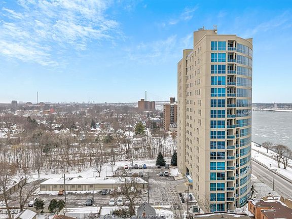 3rd image of 1225 Riverside Dr W #703