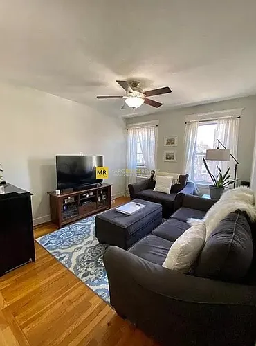 85 Park Dr Photo 1