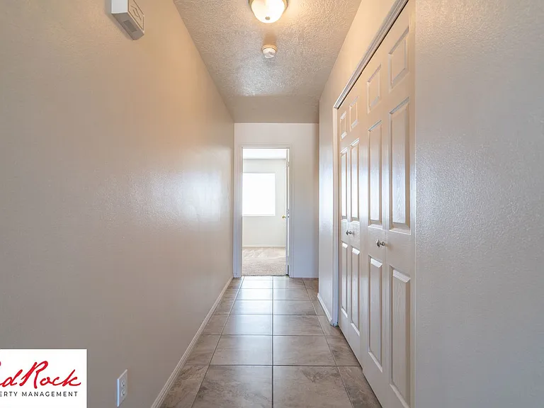 Fourplex - 620 W Evans Ridge — Photo 80