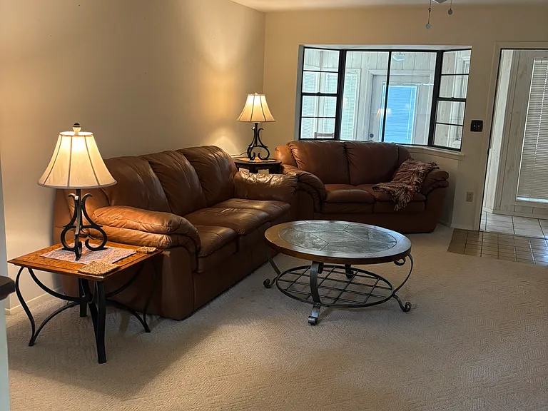 1513 Live Oak Pl — Photo 2
