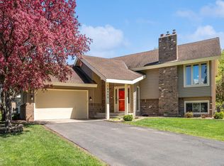 16945 Creek Ridge Trl, Minnetonka, MN 55345