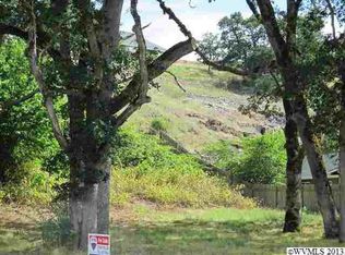 2515 E Santiam St, Stayton, OR 97383