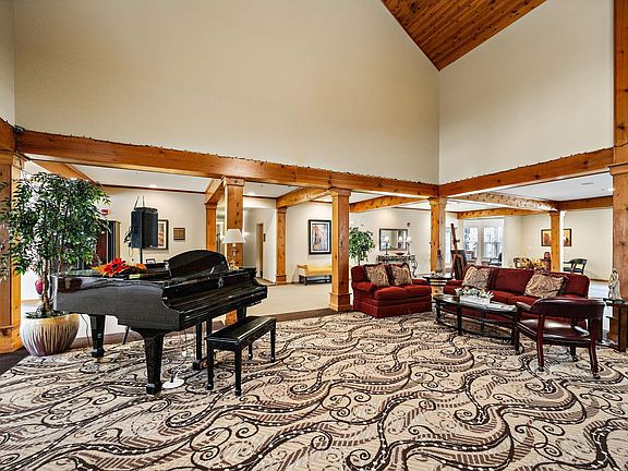 3rd image of 100 Clydesdale Trl APT 227