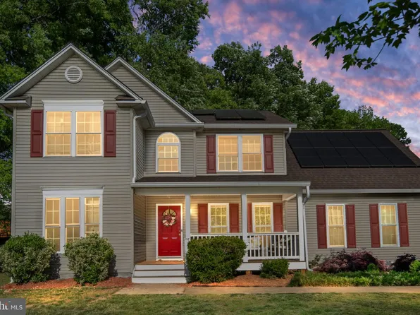 10127 New Scotland Dr, Fredericksburg, VA 22408