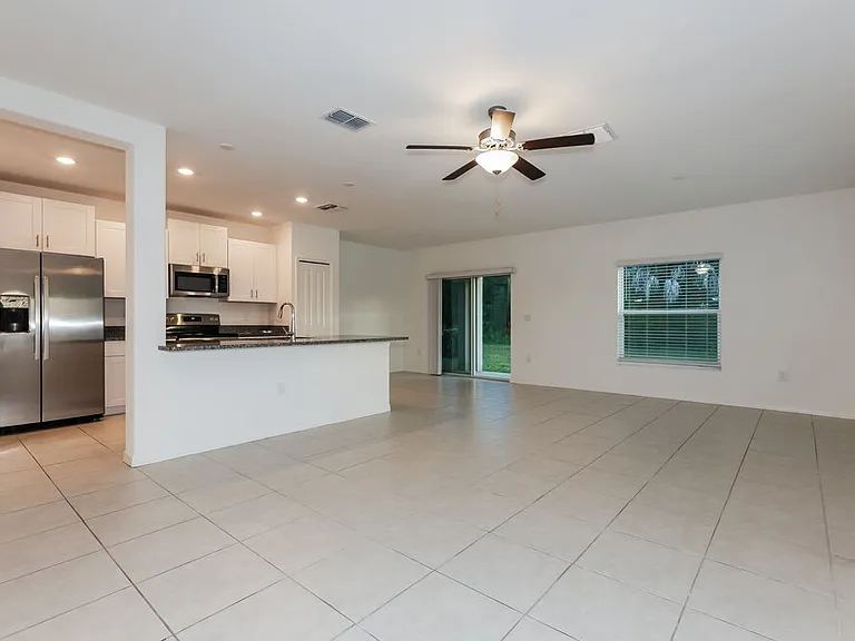 7348 Spring Snowflake Ave — Photo 6