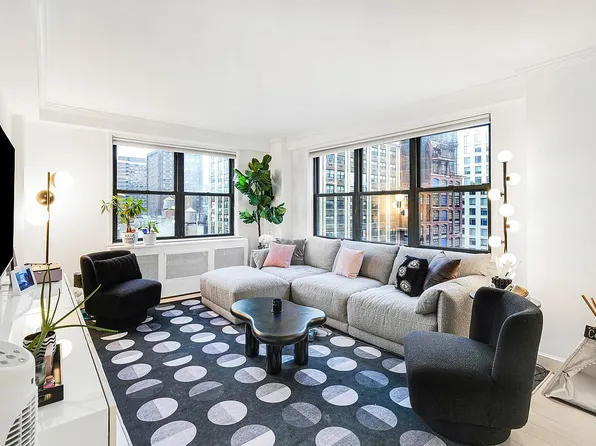 330 3rd Ave APT 15G, New York, NY 10010