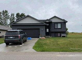 920 7th Ave, Wanamingo, MN 55983