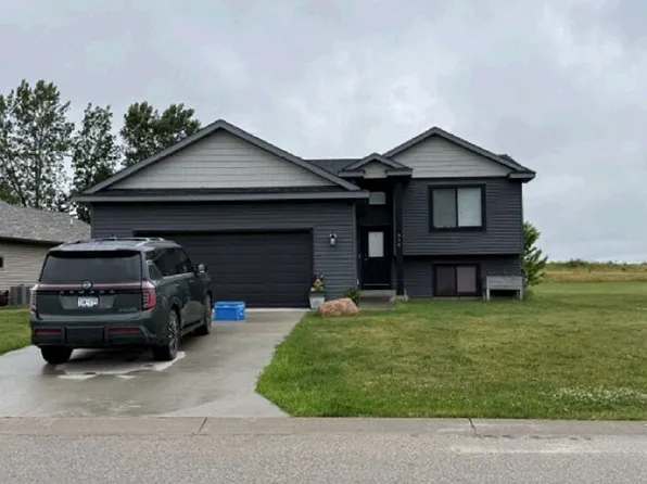 920 7th Ave, Wanamingo, MN 55983