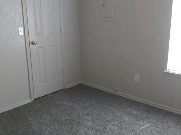632 NW 121st Ter #1 — Photo 5