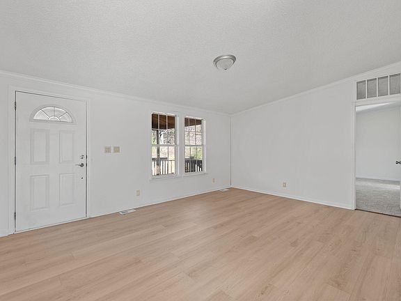 5th image of 167 Tadlock Dr