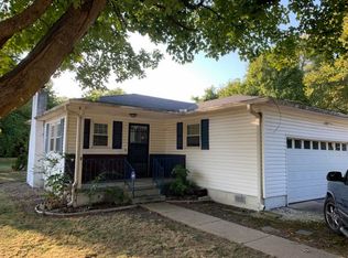 2421 E Blaine St, Springfield, MO 65803