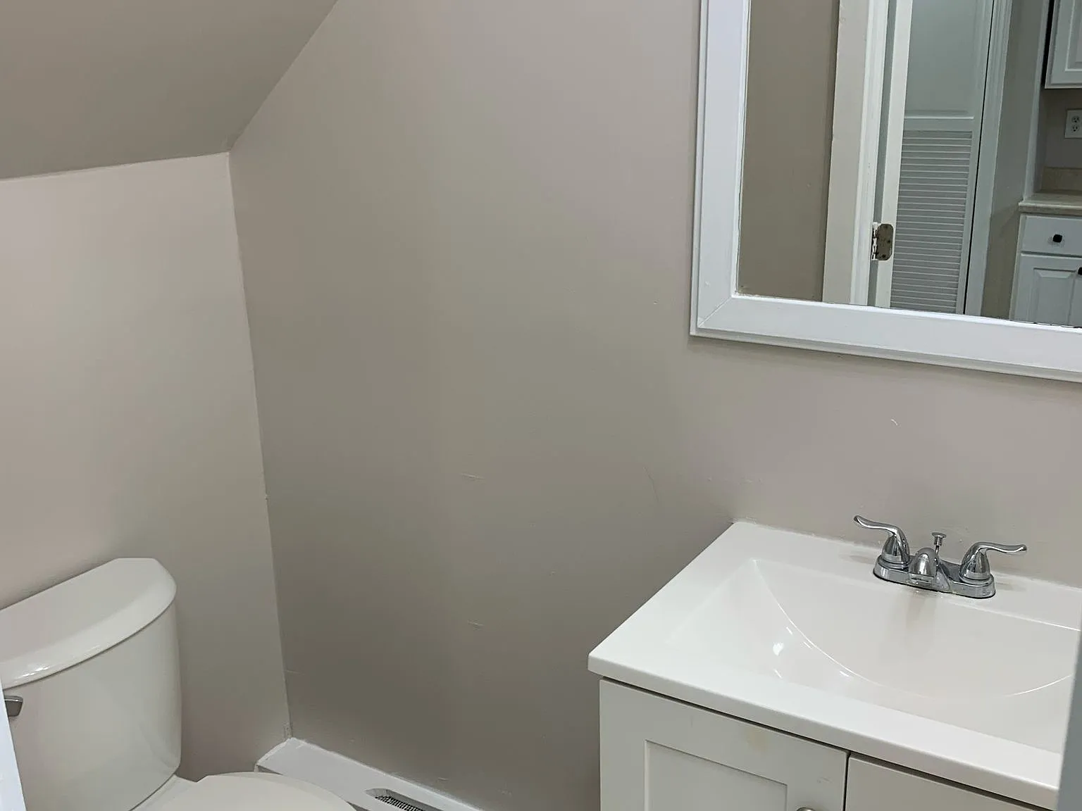 2 bed, $1,900 — Photo 2