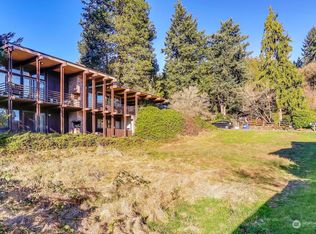 10549 41st Pl NE, Seattle, WA