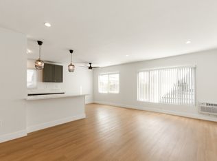 352 S Doheny Dr APT 7, Beverly Hills, CA 90211