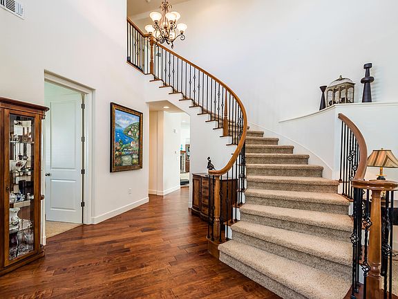 4th image of 2118 Wyckford Blvd