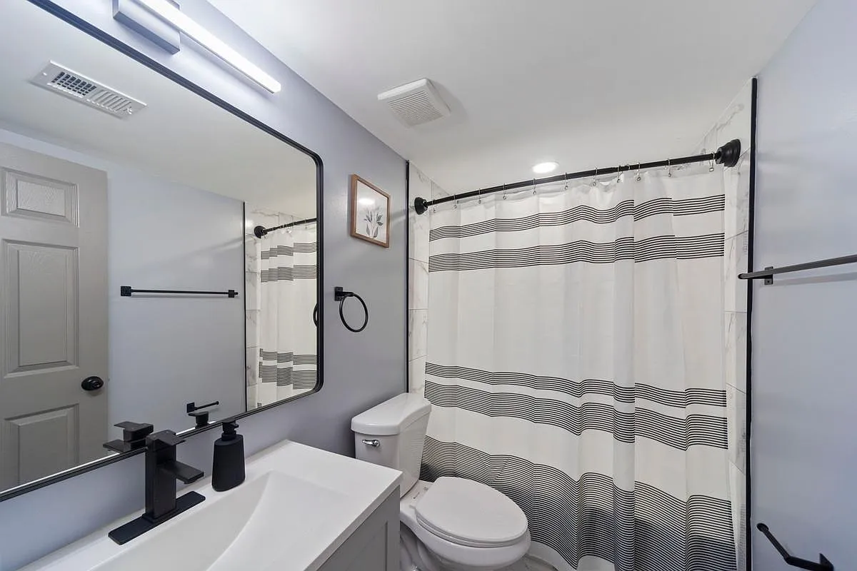4 bed, 3.0 bath, 1800 sqft, $866 — Photo 4