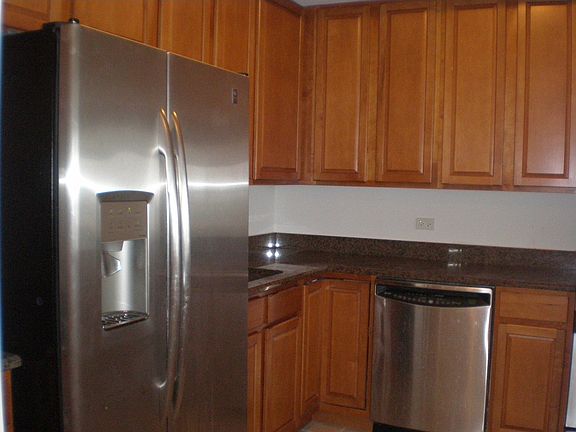 3rd image of 9350 Skokie Blvd Unit 602