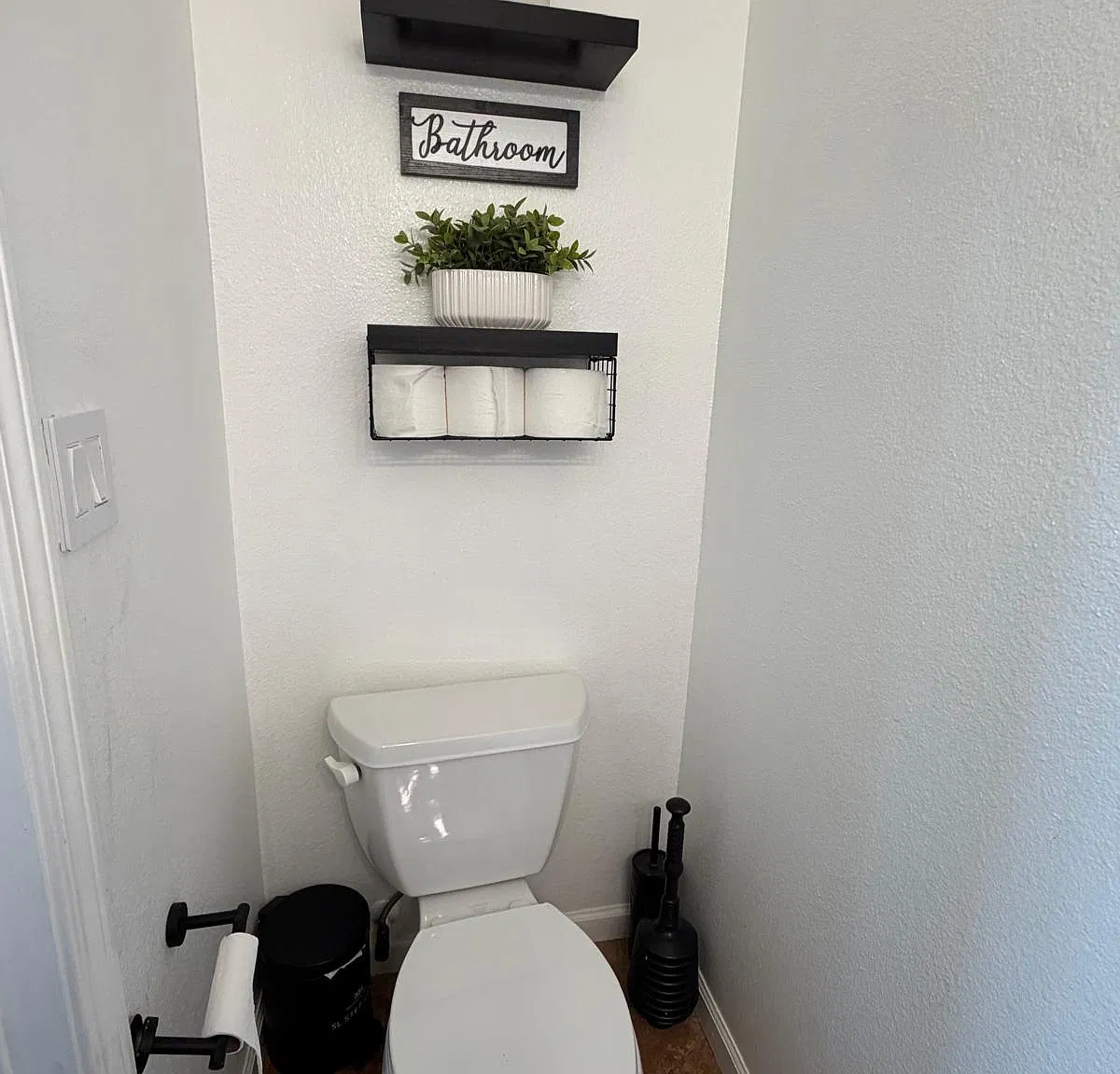 1341 Emerson Dr — Photo 4