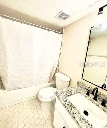 5th image of 22523 Westchester Blvd APT C101