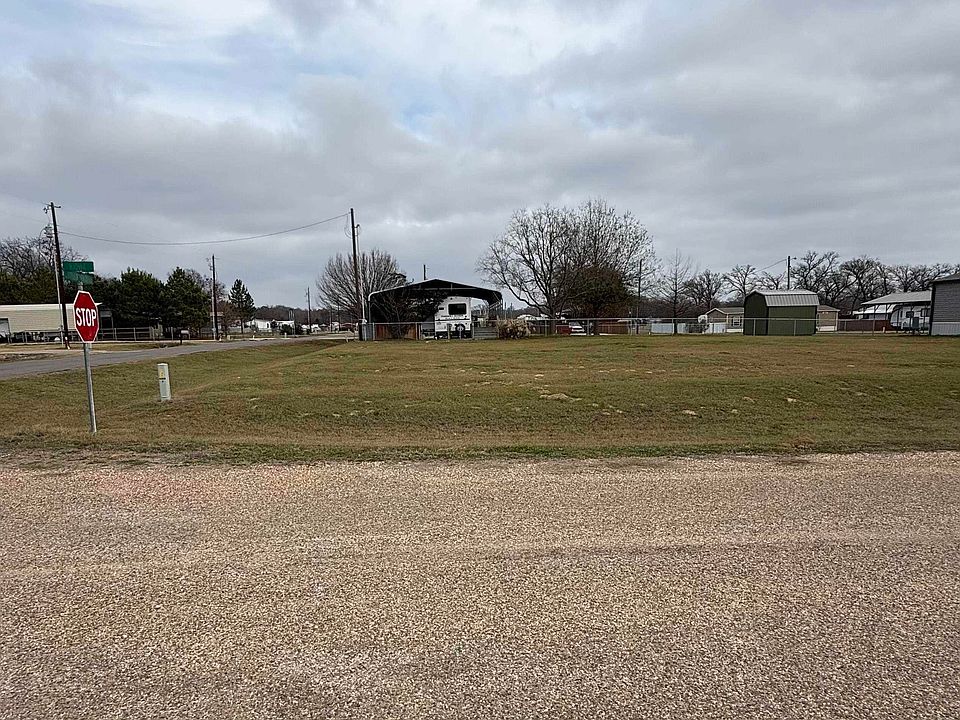2nd image of 242 & 243 Kiowa