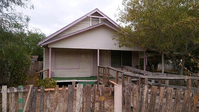 1st image of 2617 Elmira Ave