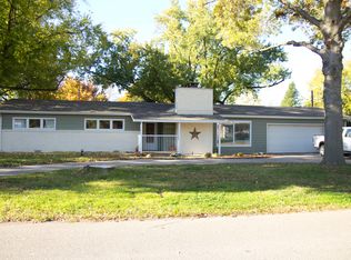 2226 Cochin St, Grand Island, NE 68801