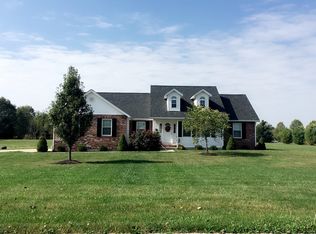 7615 Cody Ln, Bethalto, IL 62010