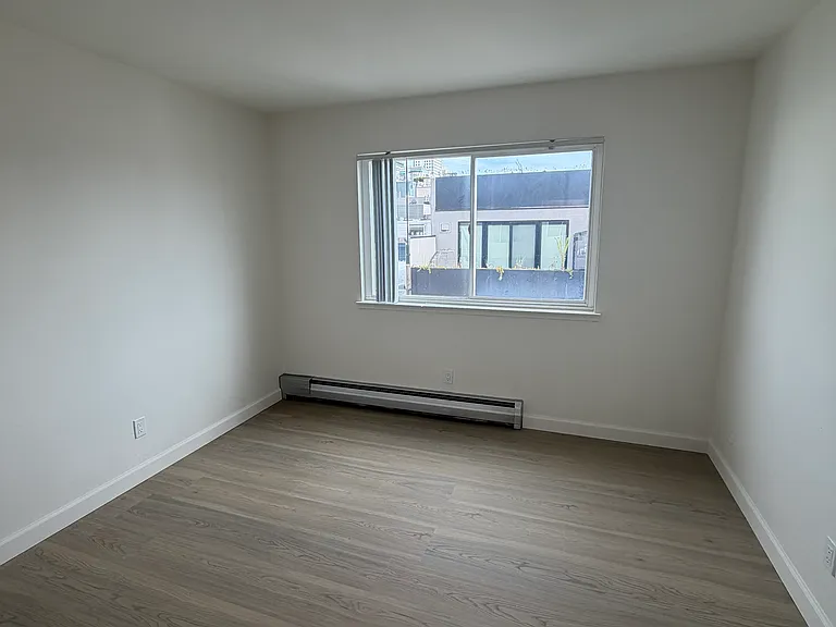 1635-1637 Leavenworth St #305 — Photo 4