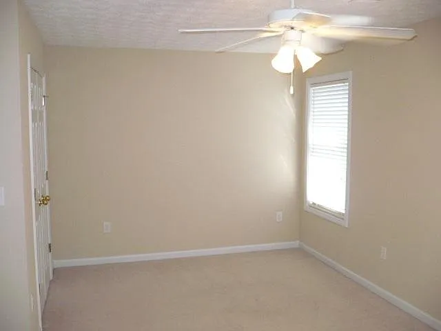 117 Creekwood Dr — Photo 26