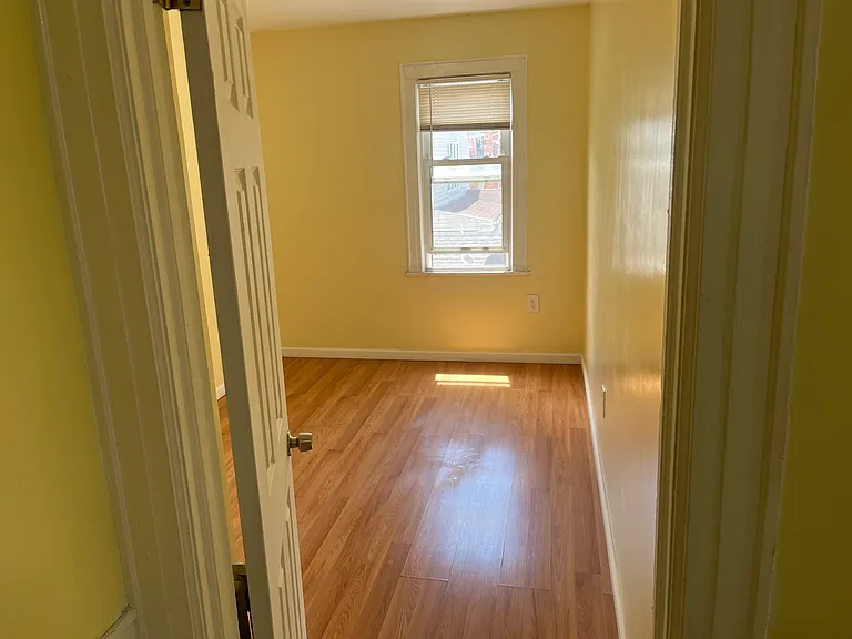 109 Liverpool St — Photo 1