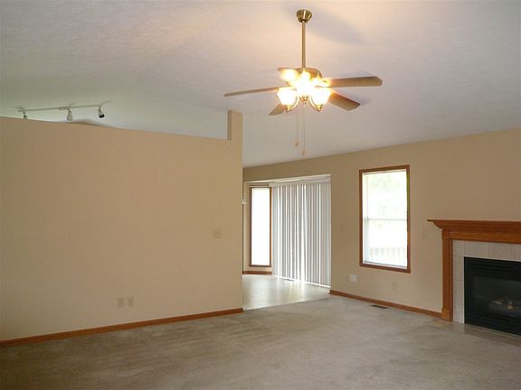 3rd image of 4417 Allendale Ave