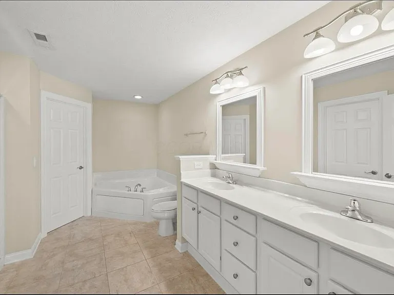 4202 Colister Dr — Photo 16