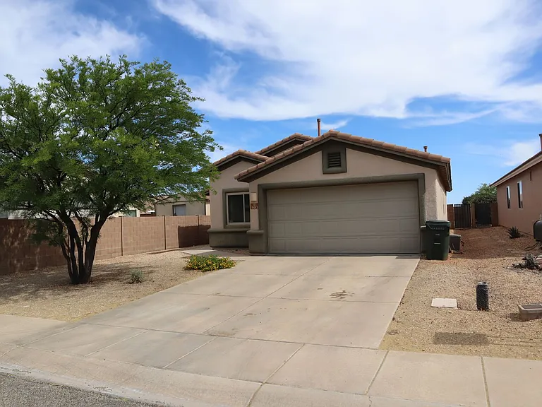 3011 Copper Pointe Dr — Photo 2