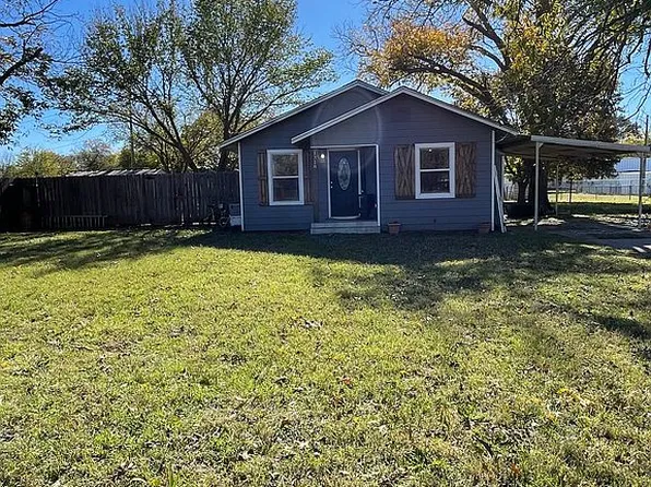 1318 Old Jacksboro Rd, Graham, TX 76450