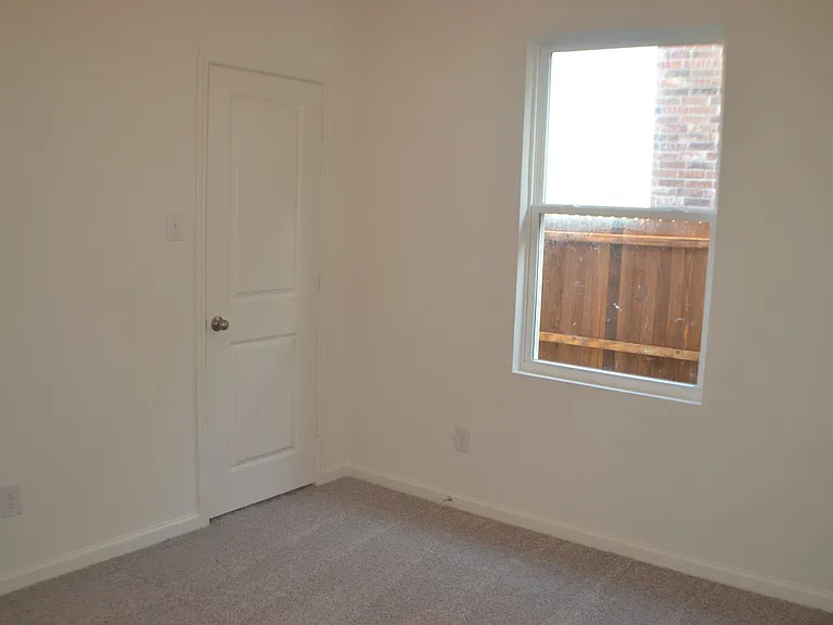 6417 Bishop Dr — Photo 8