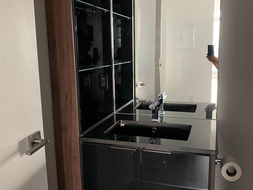 2nd image of 70 Temperance St #2705